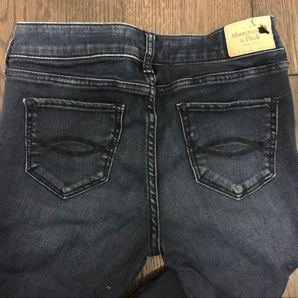 *2 for $20* Abercrombie & Fitch skinny jeans - Picture 2 of 2